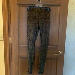Lululemon leggings